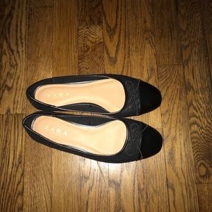 Zara pair of black leather flats